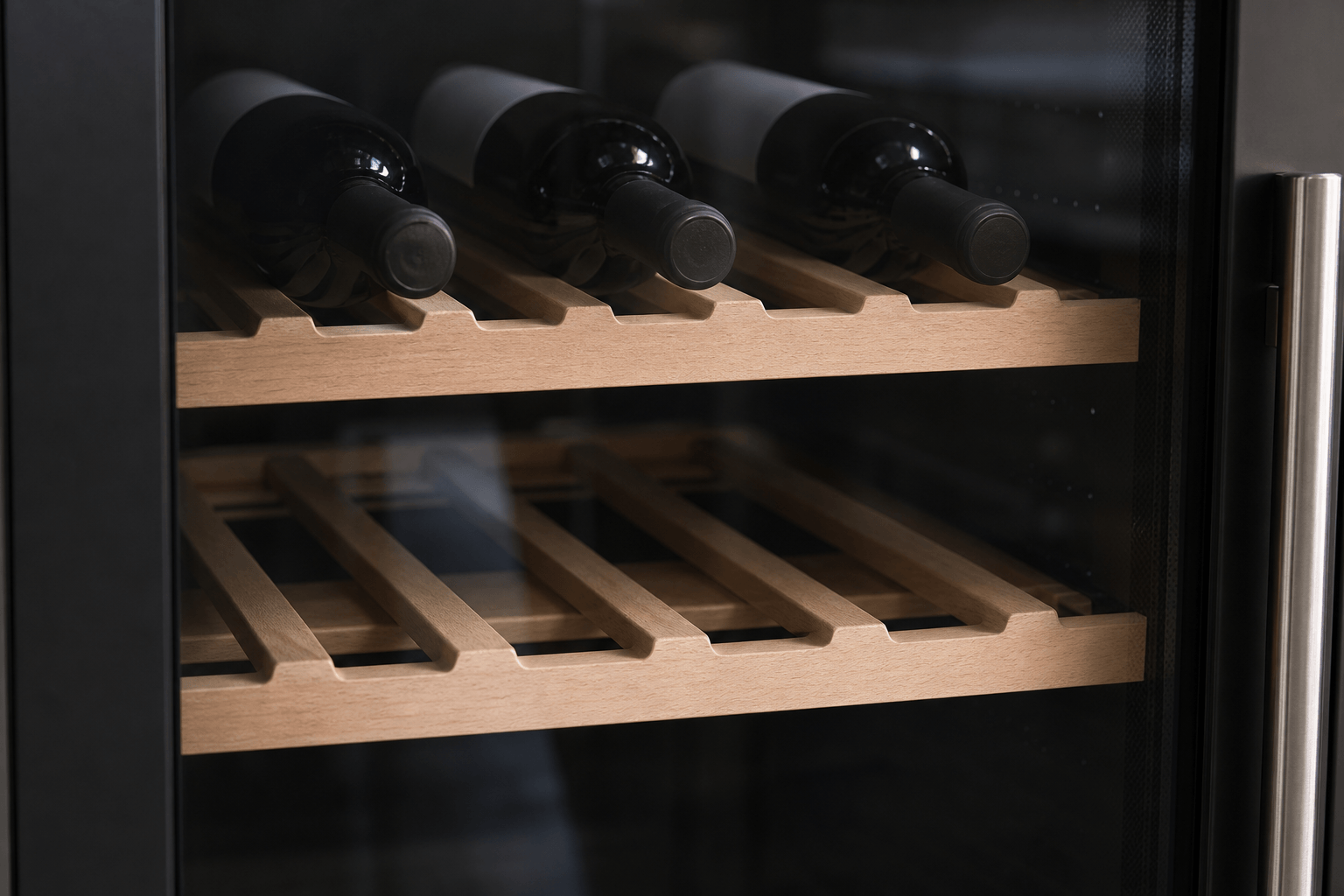 Arklyfe Large Capacity Dual Zone Wine Cooler — illustrative detail render of the beech-wood cradle shelves